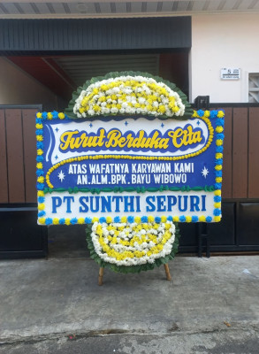 Papan Bunga Duka di Salopa