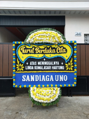 Papan Bunga Duka di Salopa
